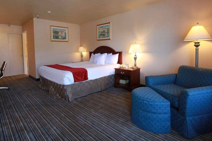 Room 5 of 27